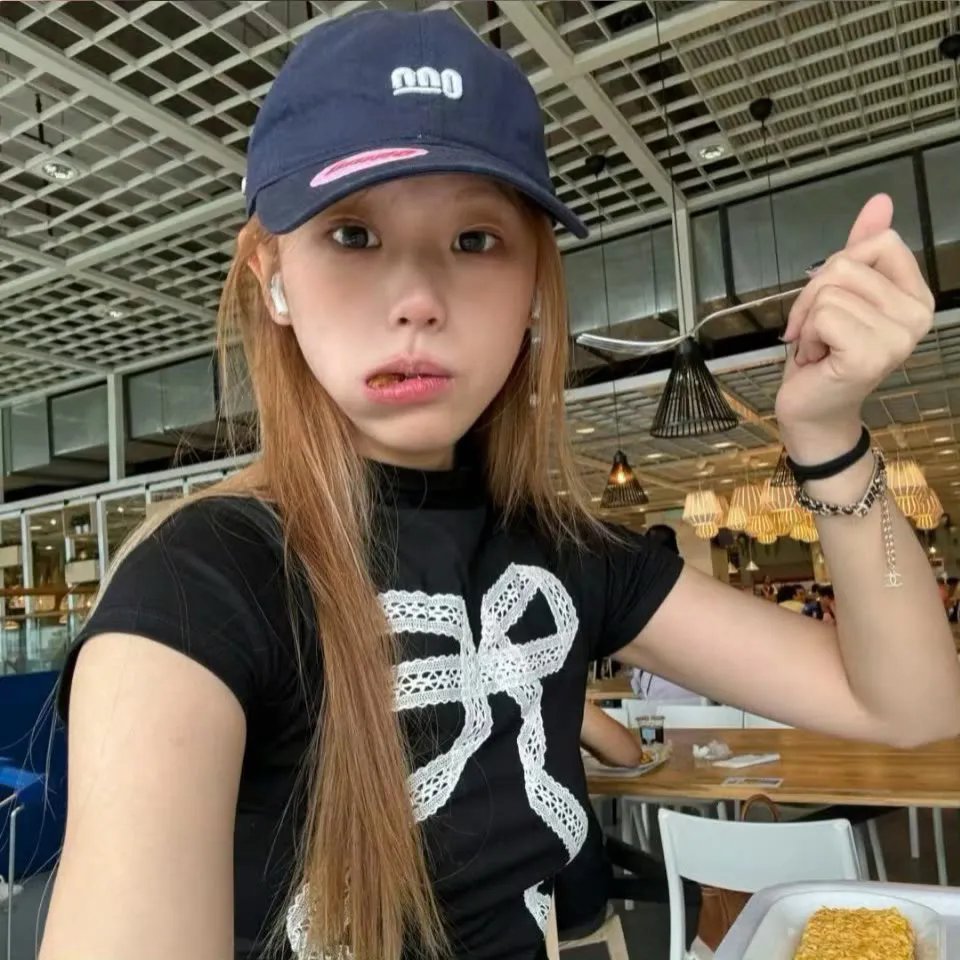 握手者